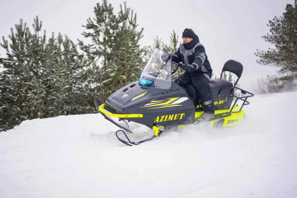 Миниснегоход Бурлак Азимут 24 л.с. , эл.запуск, реверс, тормоз гидравл, капот черный в Ухте