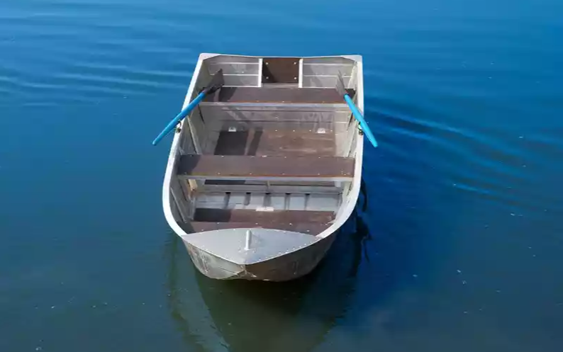 Алюминиевая лодка Вятка-Профи 37 в Ухте