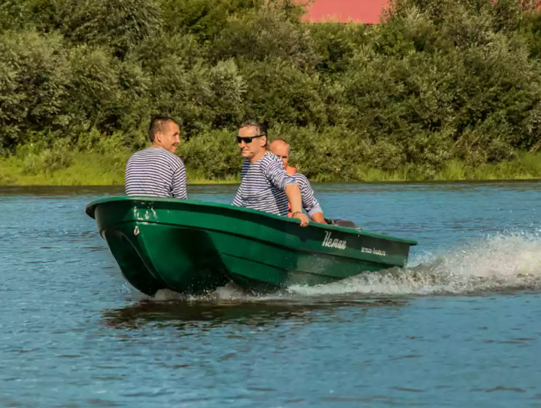 Стеклопластиковая лодка Neman-340 (тримаран) в Ухте