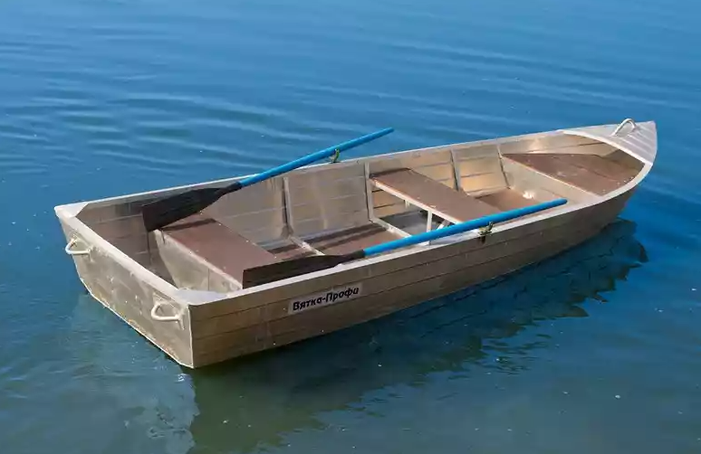Алюминиевая лодка Вятка-Профи 32 в Ухте