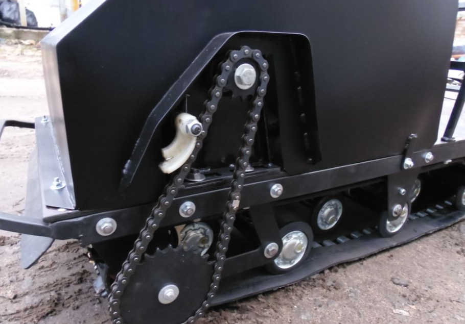 Мотобуксировщик AhtaR Зима 15 л/с с вариатором в Ухте