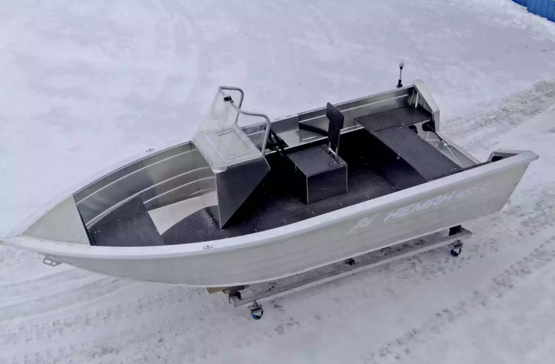 Алюминиевая лодка Неман-400 С в Ухте