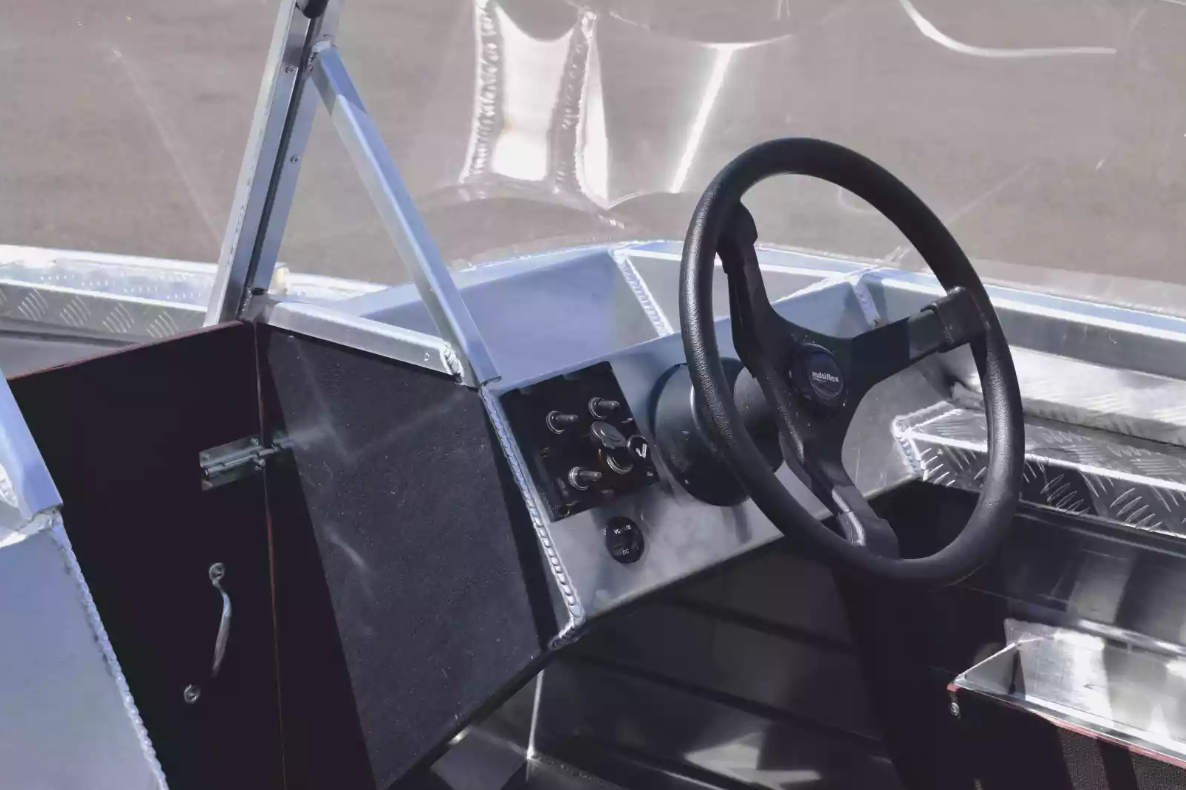 Алюминиевый катер Wyatboat-390 DCM в Ухте