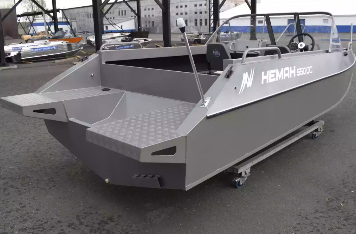 Алюминиевый катер Неман 550 DC в Ухте