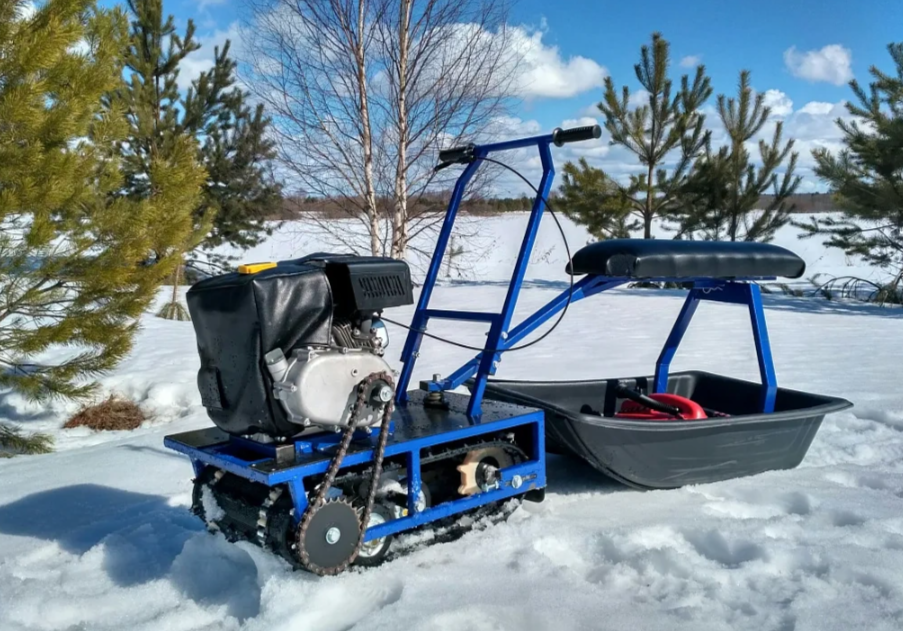 Мини-мотобуксировщик Альбатрос-М с фарой в Ухте