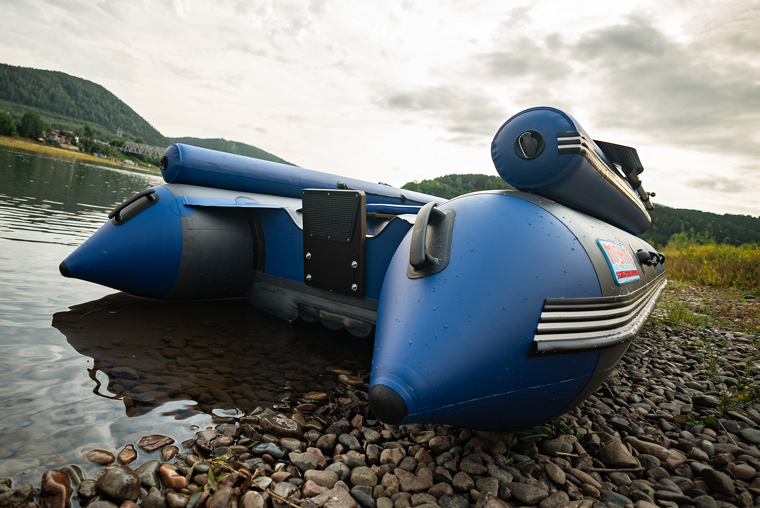 Лодка MISHIMO RIVER FJET PRO 430  под водомет в Ухте