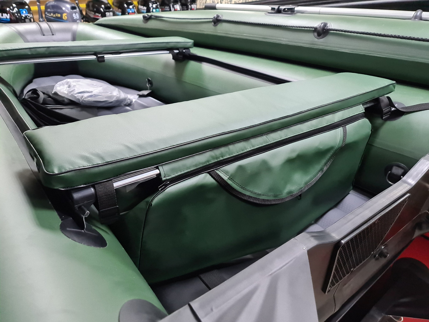 КОМПЛЕКТ МЯГКИХ НАКЛАДОК С СУМКОЙ ДЛЯ ЛОДОК 90Х20 ЗЕЛЕНЫЙ в Ухте