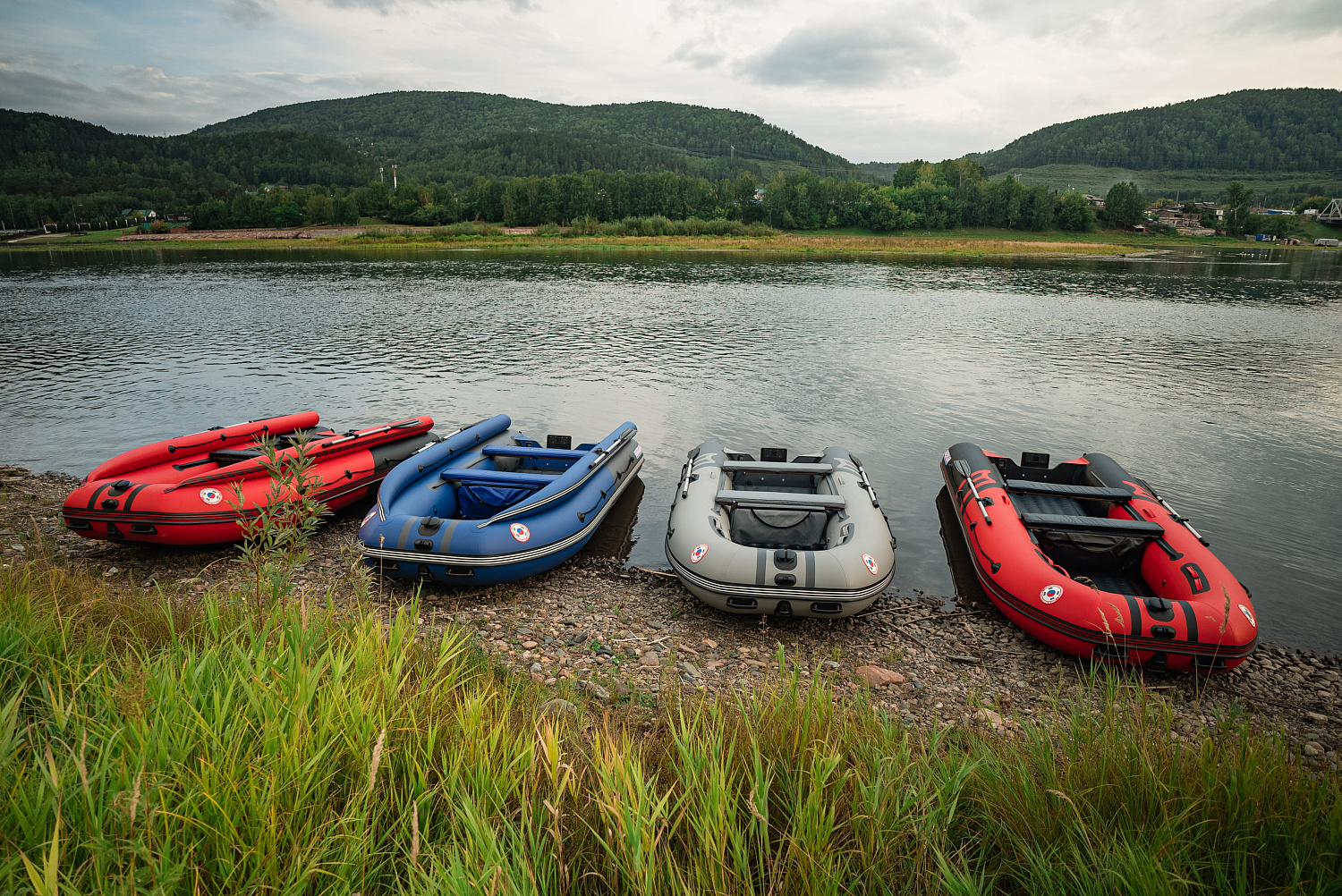 Лодка MISHIMO RIVER FJET PRO 430  под водомет в Ухте