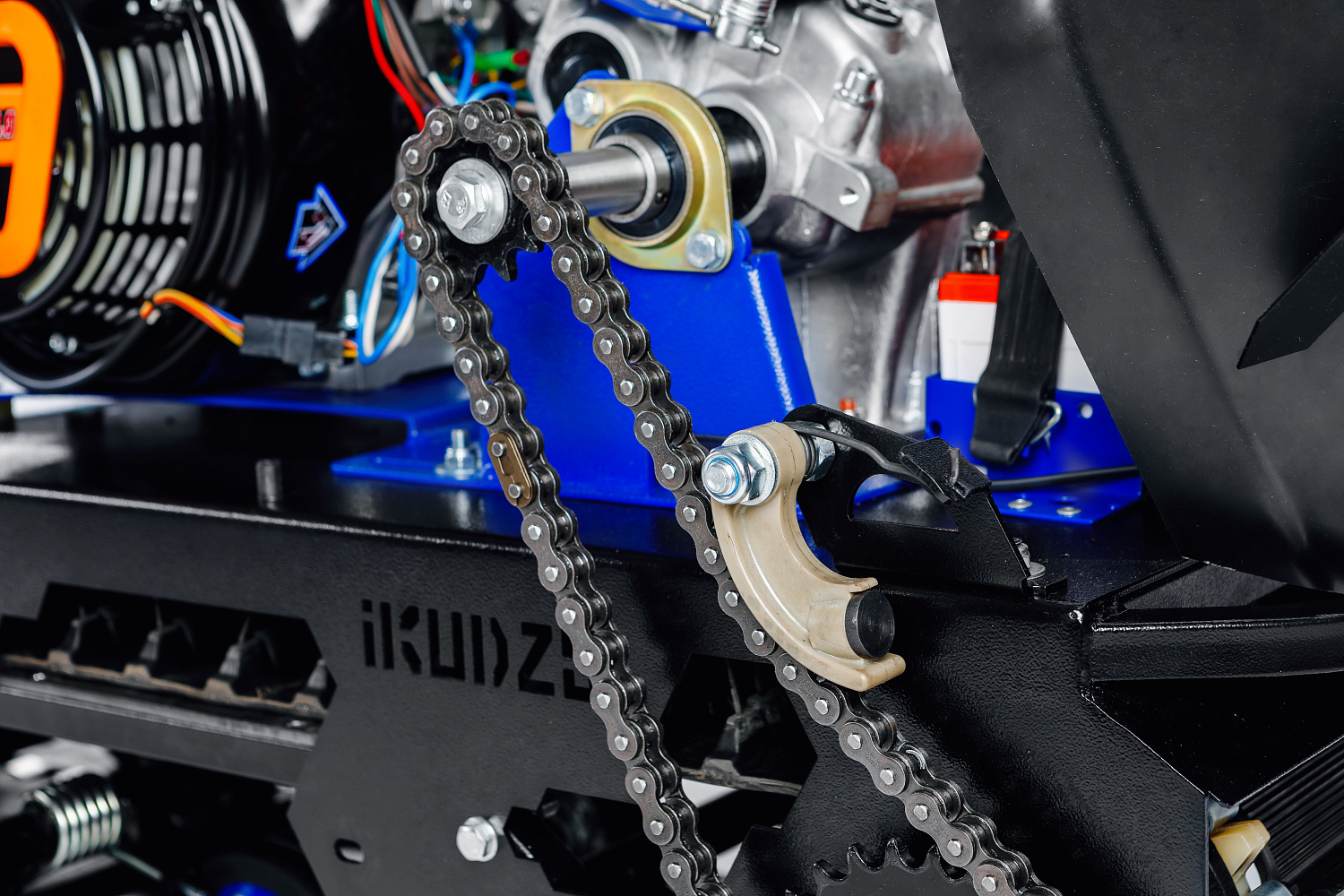 МОТОБУКСИРОВЩИК IKUDZO LONG 2.0 1700/500 EKR19 в Ухте