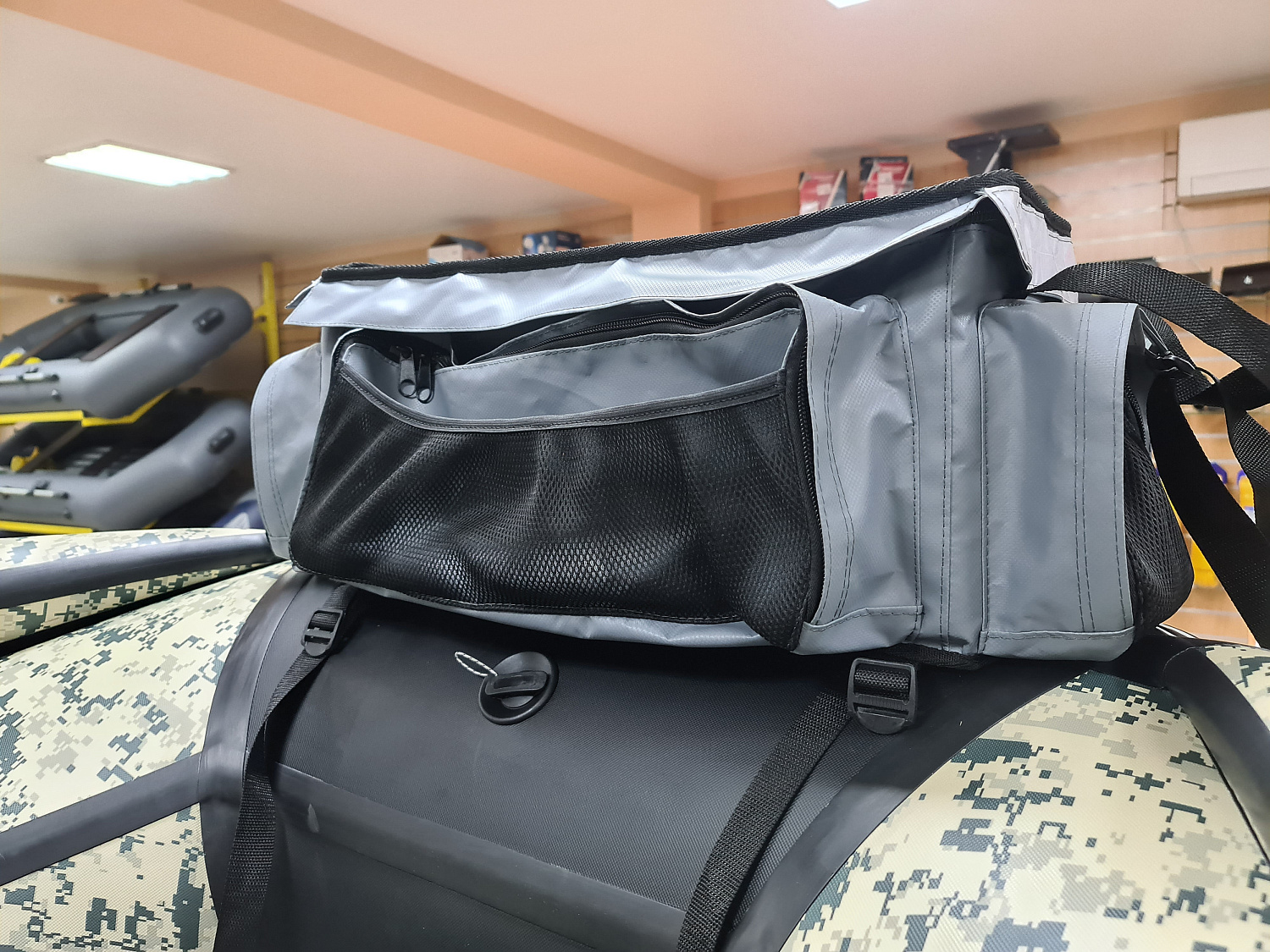 СУМКА ЛЮКС НА БАЛЛОН ДЛЯ ЛОДОК ПВХ 50Х25Х25 СМ в Ухте