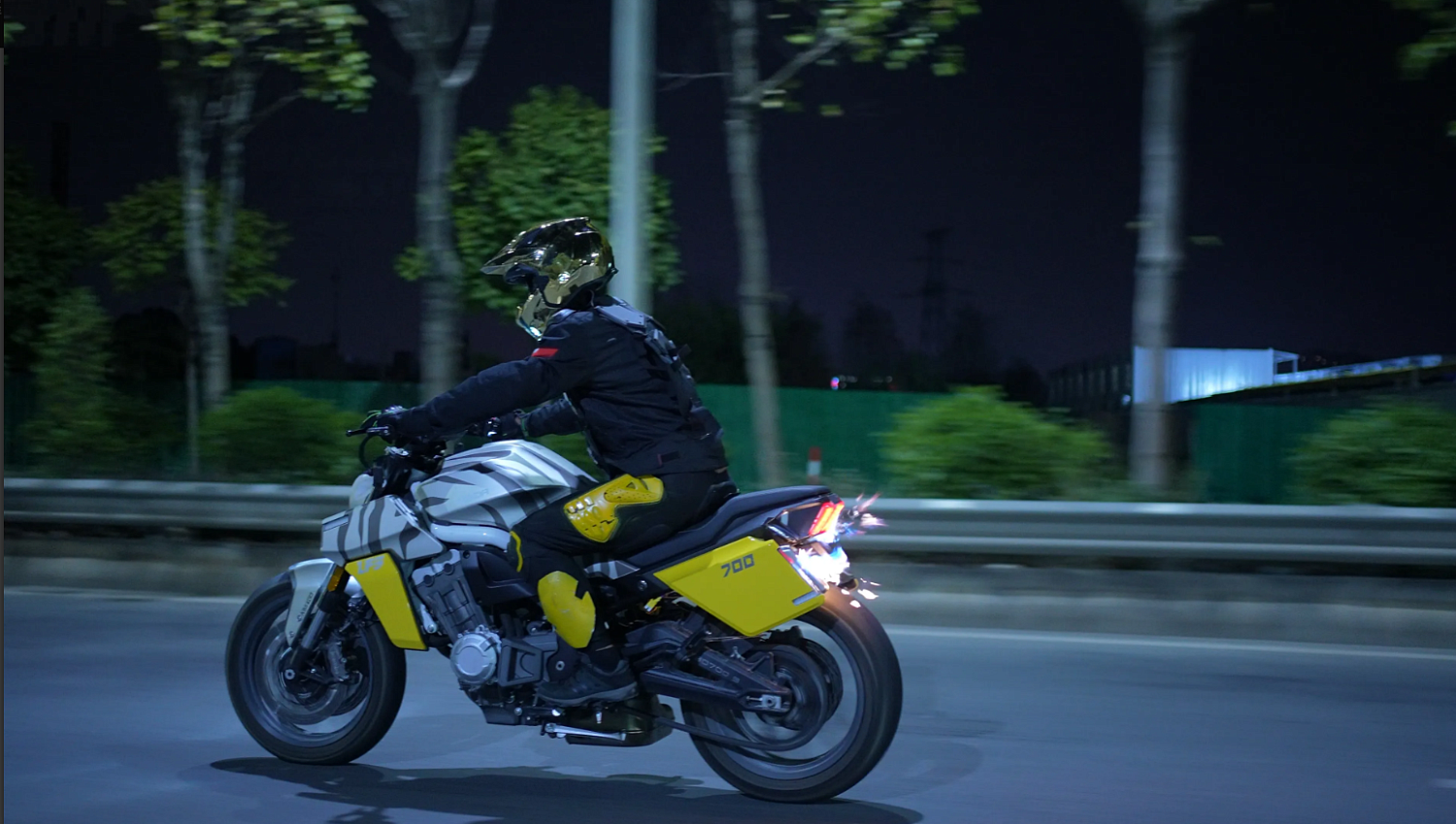 Мотоцикл Benda LFS 700 в Ухте