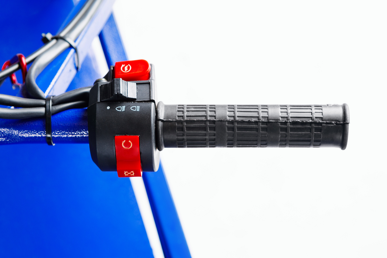 МОТОБУКСИРОВЩИК SNOW DOG 15 л.с. в Ухте